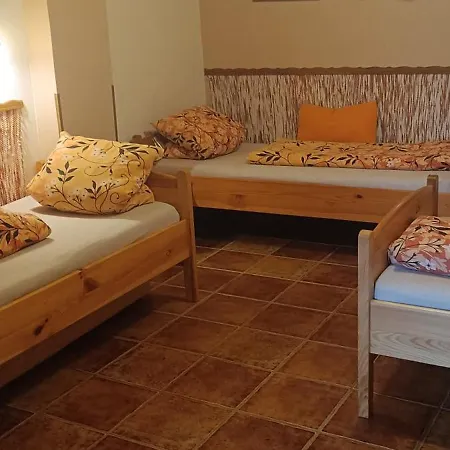 Romantická Na Samote * Jahodná